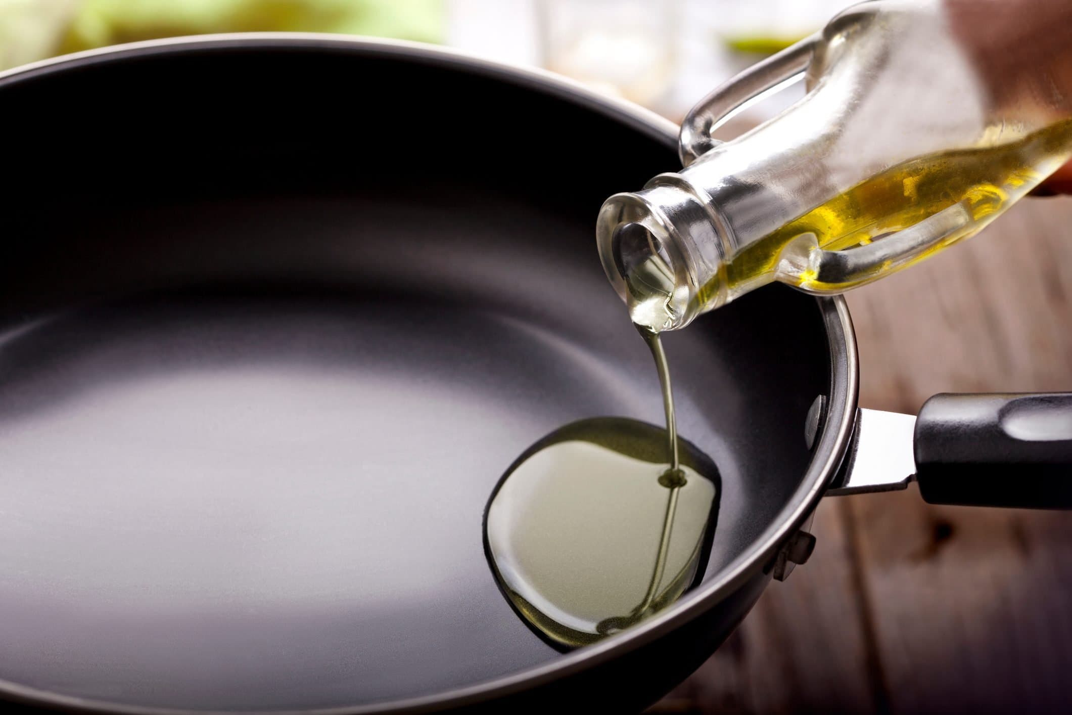 Cooking Oils and Smoke Points: What to Know and How to Choose the Right Cooking Oil